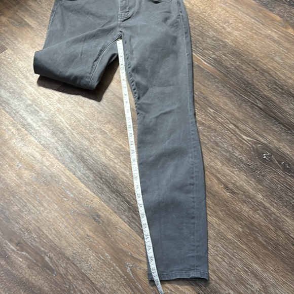 CaBi ladies, jeans, gray skinny size 4 - Picture 10 of 11